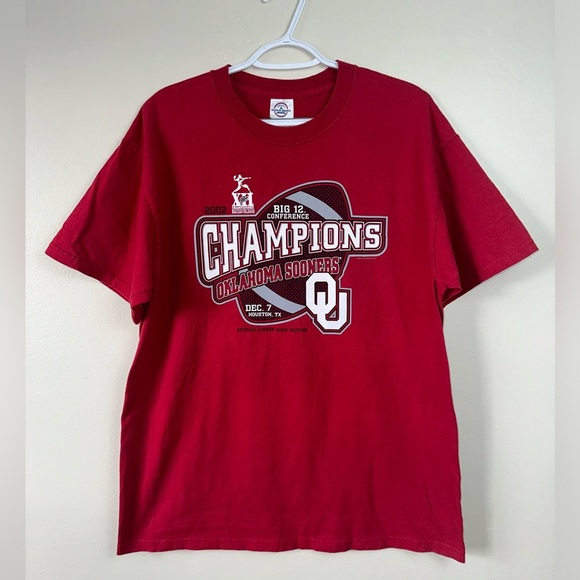 Delta Size L - Picture 1 of 6